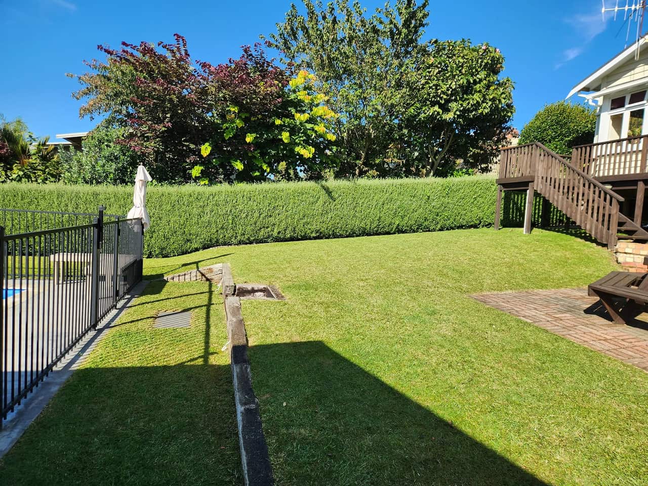 Sharp, even lawn mowing result in Kihikihi